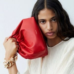 De Mellier Rouge Lipstick Red  Santa Monica Chain Bag